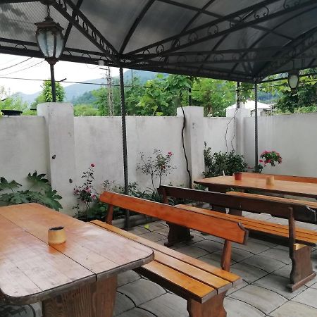 Mini-Hotel Yanson 2 Gagra Exterior photo