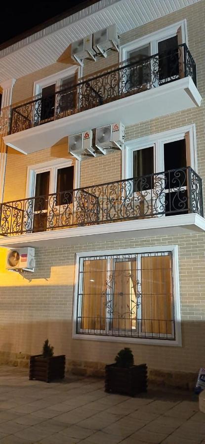 Mini-Hotel Yanson 2 Gagra Exterior photo