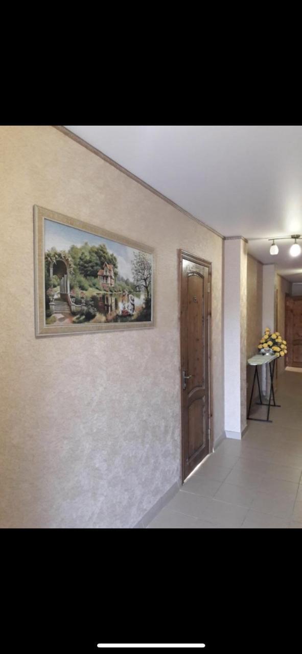 Mini-Hotel Yanson 2 Gagra Exterior photo