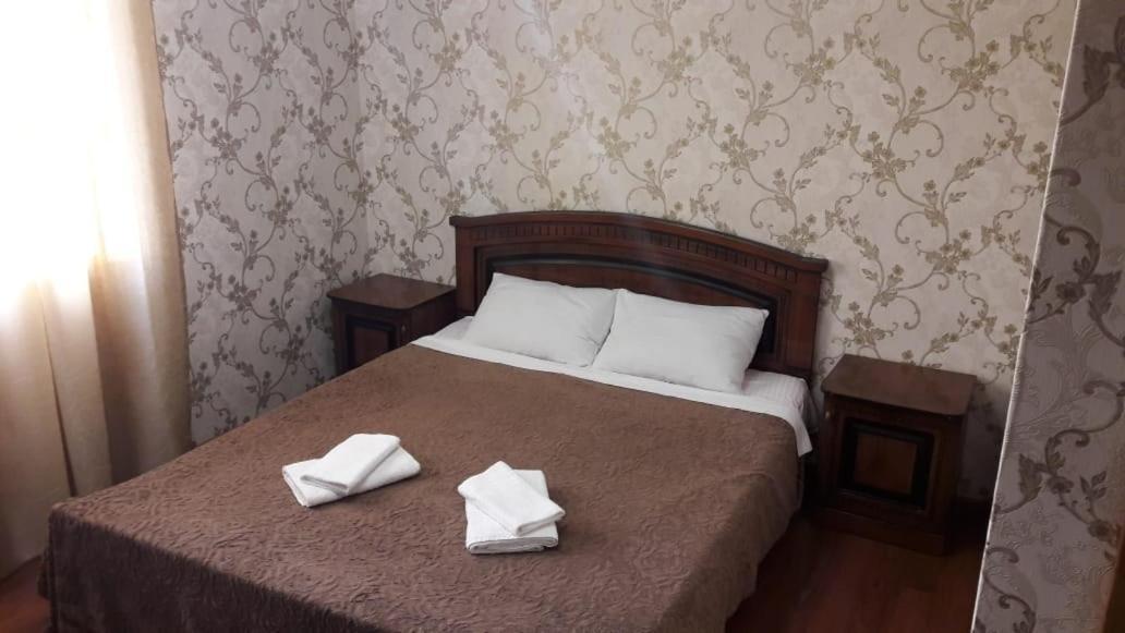 Mini-Hotel Yanson 2 Gagra Exterior photo
