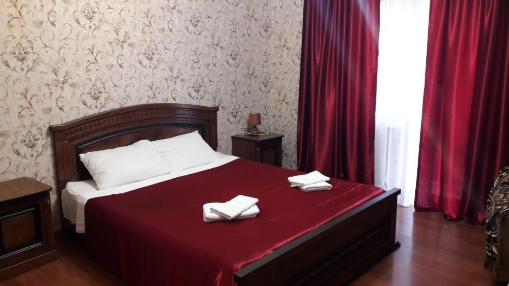 Mini-Hotel Yanson 2 Gagra Exterior photo