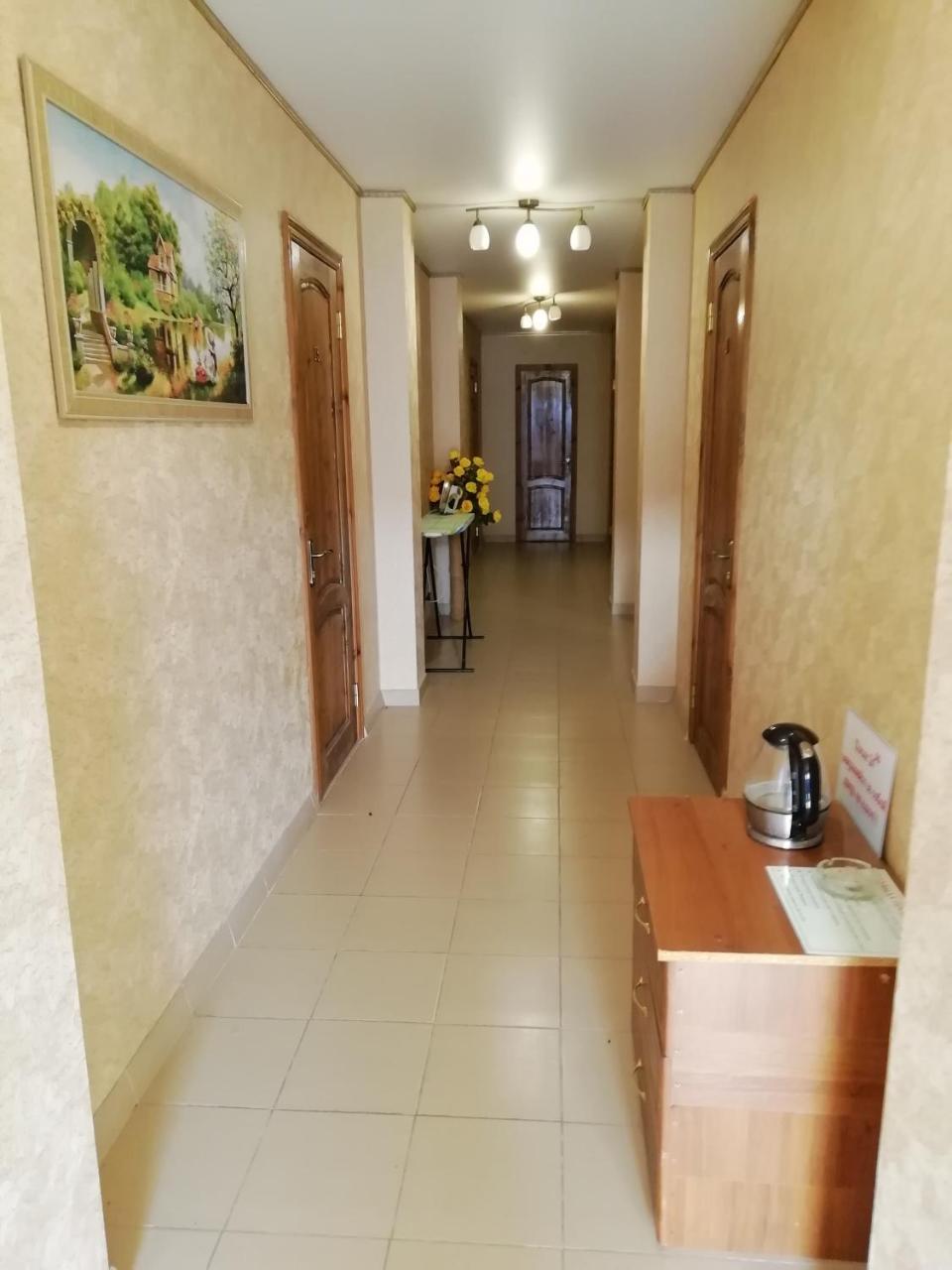 Mini-Hotel Yanson 2 Gagra Exterior photo