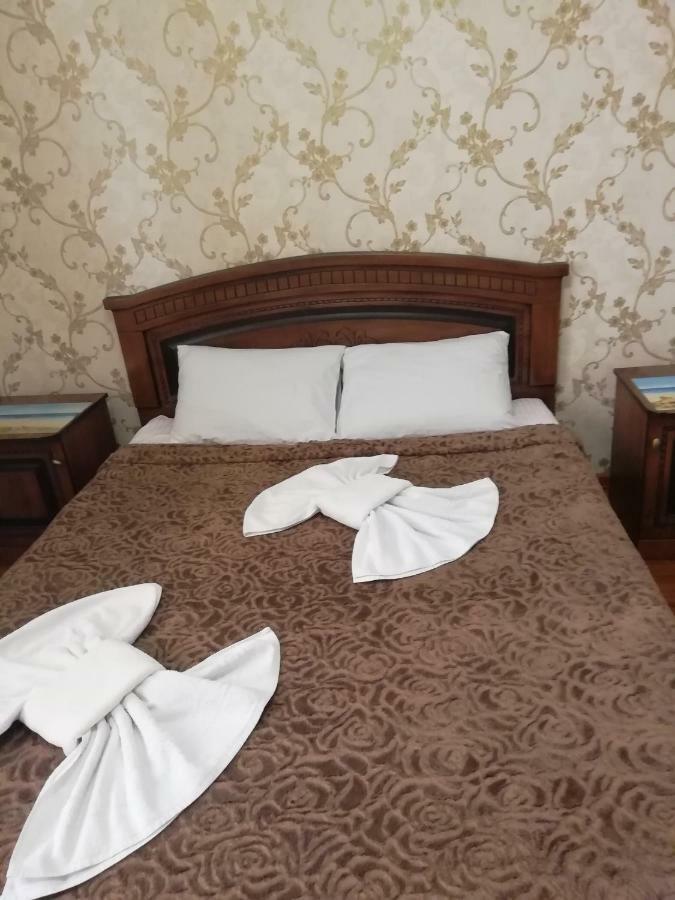 Mini-Hotel Yanson 2 Gagra Exterior photo