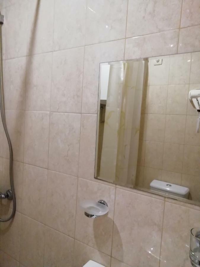 Mini-Hotel Yanson 2 Gagra Exterior photo
